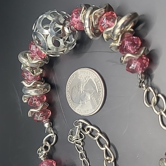 Silver tone pink beaded necklace - Picture 8 of 8
